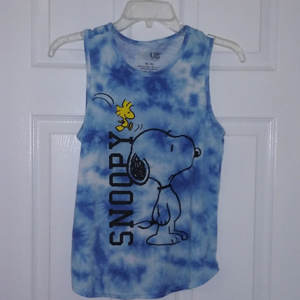 💜Girls tie dye tank w/ Snoopy.